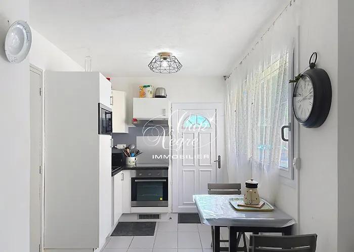 Duplex T2 Pour 4 Personnes A 300m De La De St Clair * Saint-Clair (Var)